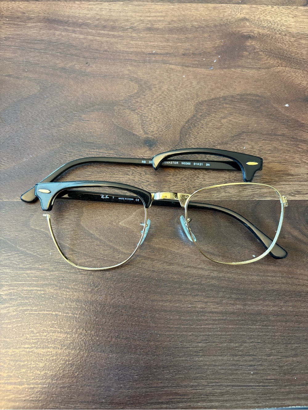 Clubmaster Ray-Ban Mixed Frame Sunglasses damaged- four pair - Picture 4 of 8